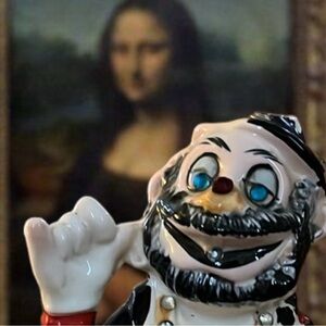 Kreiss & Company Vintage Ceramic Bum